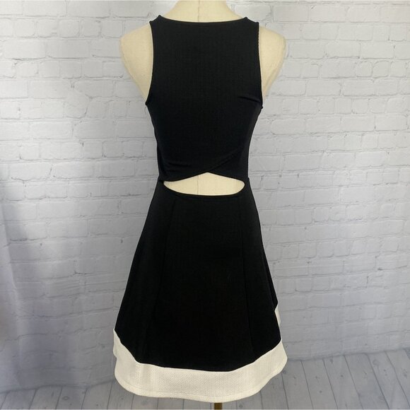 H&M Black and White Mini Dress - Picture 5 of 7